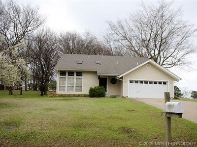 111 Shoreway, Pryor, OK, 74361