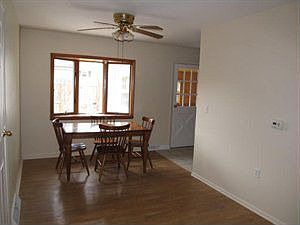 5th image of 209 Weller Ave
