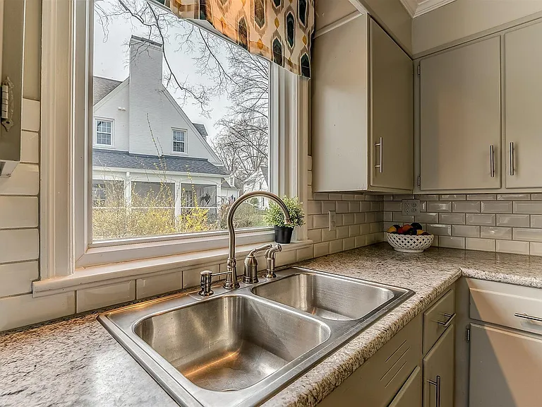 2 Wiley Ct — Photo 4