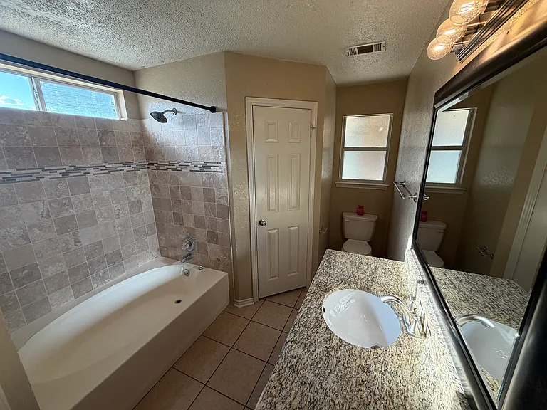 2207 Waterfall Dr — Photo 12
