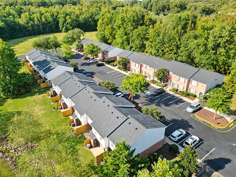 Willow Bend Townhomes — Photo 34