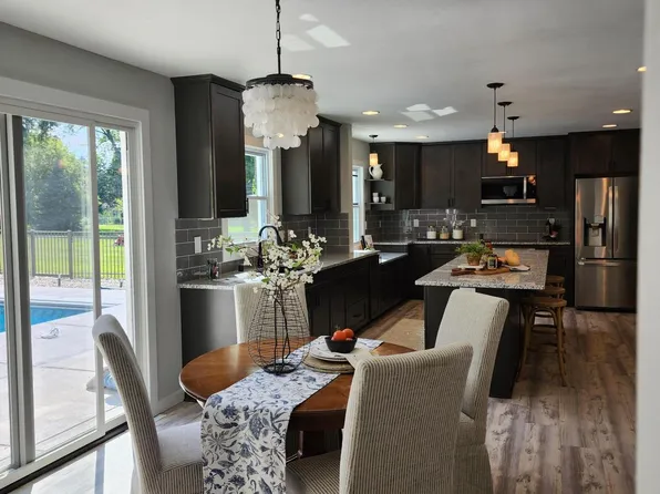 N67W28335 Weber AVENUE, Hartland, WI 53029