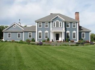 51 Slocum Rd, Portsmouth, RI 02871