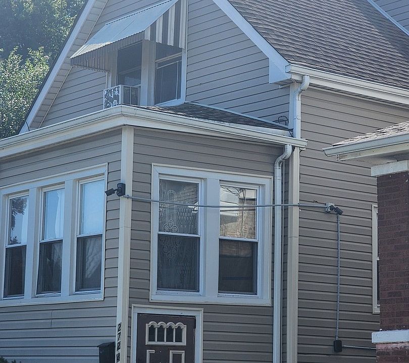 2nd image of 2724 N Mobile Ave