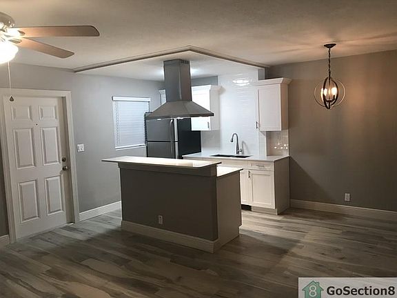 2nd image of 306 NE 1st Ave APT 208