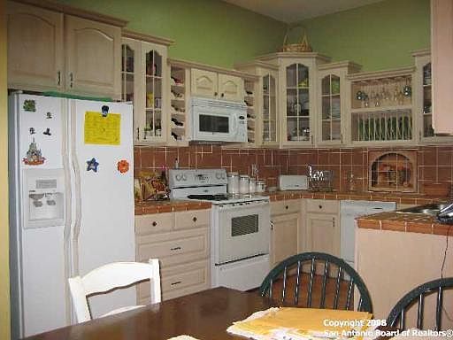 5th image of 3211 FALCON GROVE