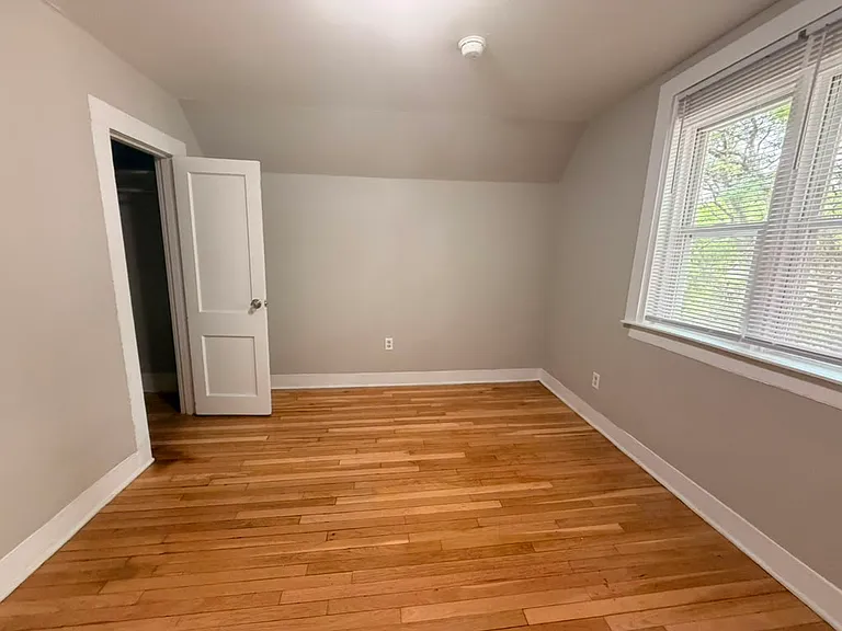 8 Arch St #3B — Photo 6