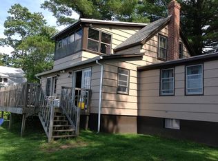27 Point Pleasant Rd, Webster, MA 01570