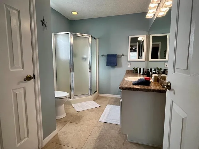 1314 Corona Ave — Photo 15