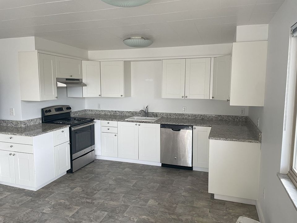 1st image of 3043 Island Crest Way #1