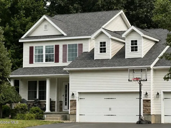 9 Matchwood Lane, Ballston Lake, NY 12019