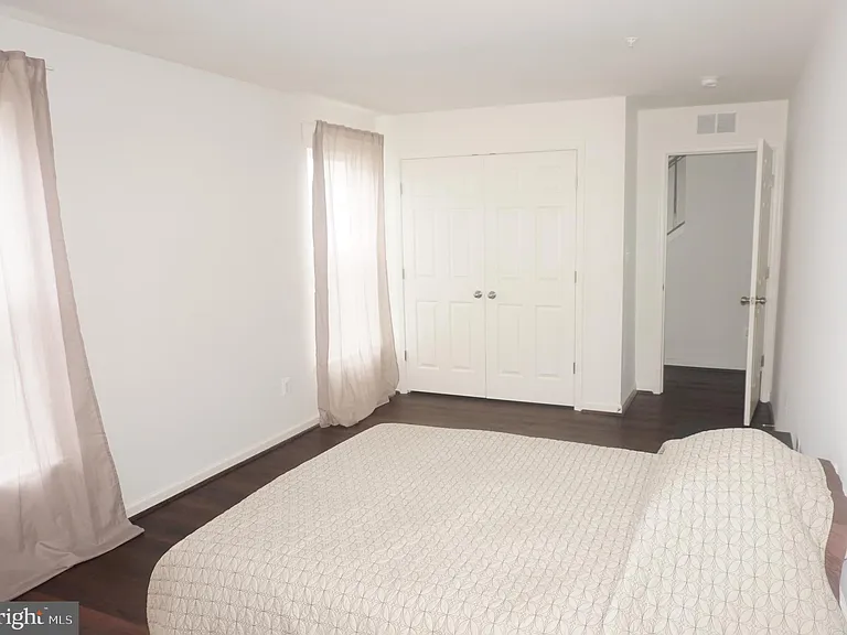 42281 Canary Grass Sq — Photo 22
