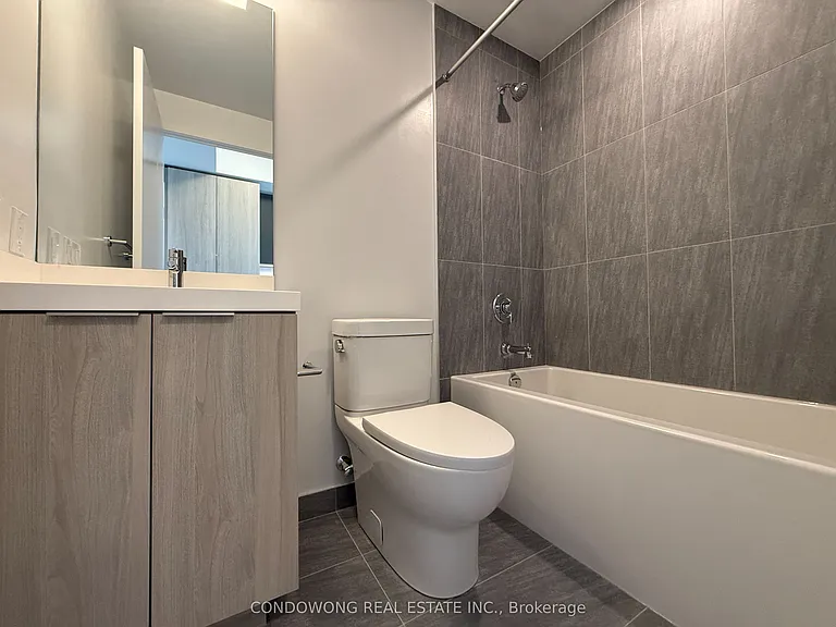 5858 Yonge St #3211 — Photo 4