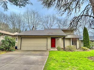 13010 NE Pinebrook St, Vancouver, WA 98684