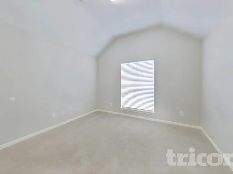 19235 Relay Rd — Photo 12