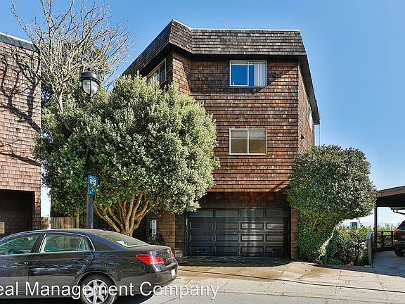 3rd image of 455 Upper Ter APT 4