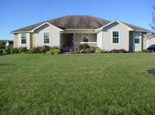 36 Millstone Cir, Pataskala, OH 43062