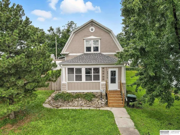 2316 N 60th St, Omaha, NE 68104