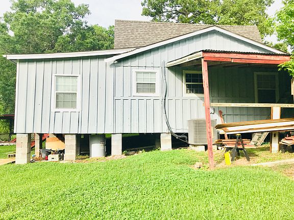 5th image of 165 Lakeshore Dr
