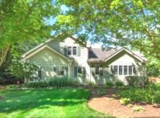 2S420 Madison St, Wheaton, IL 60189