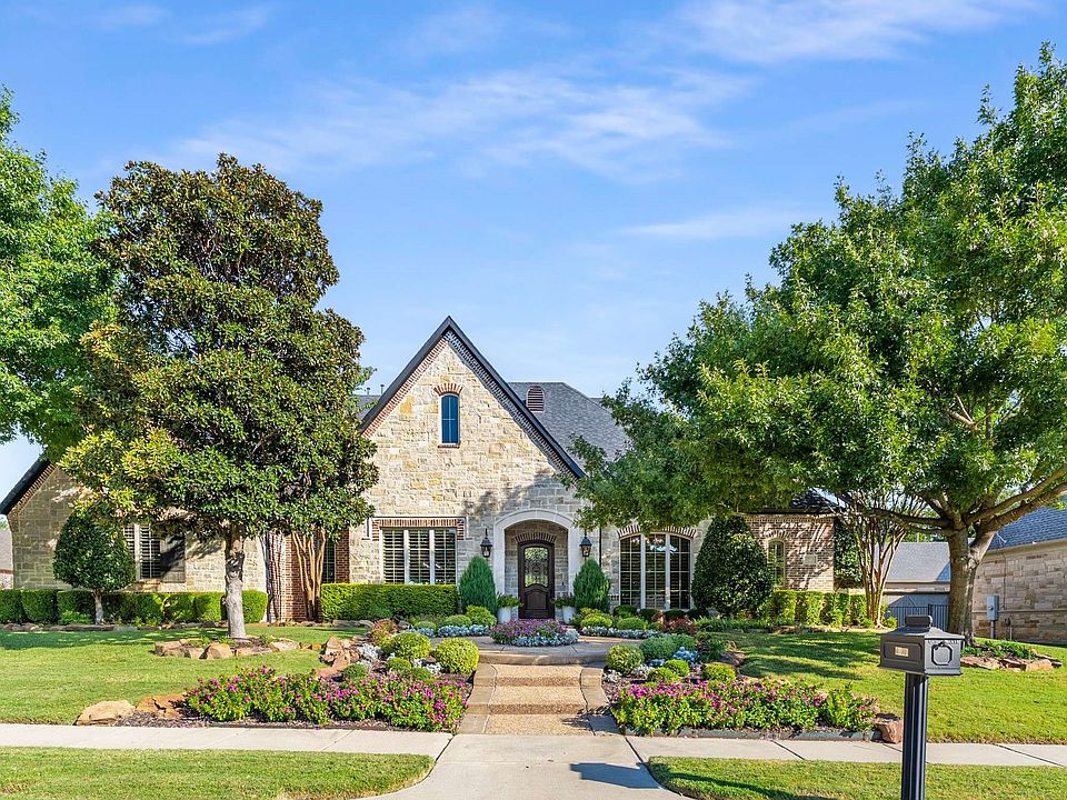 1st image of 2521 Fair Oaks Ln