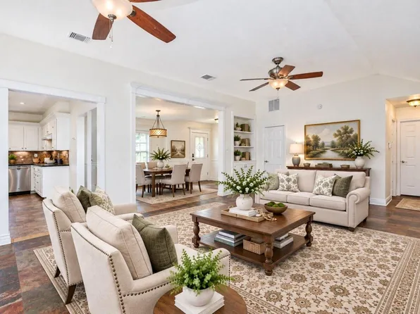 6650 Grove Field Ln, Houston, TX 77084