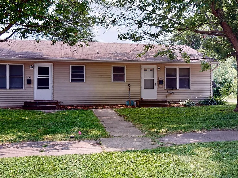 238 Village Dr — Photo 1