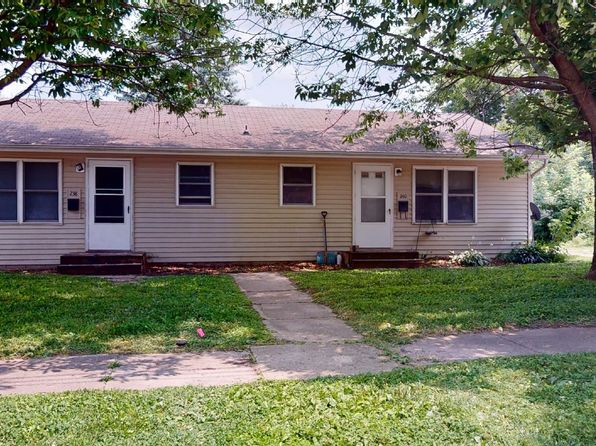 238 Village Dr
