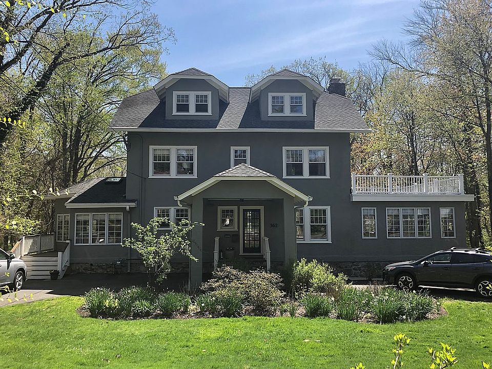 2nd image of 362 Morris Ave