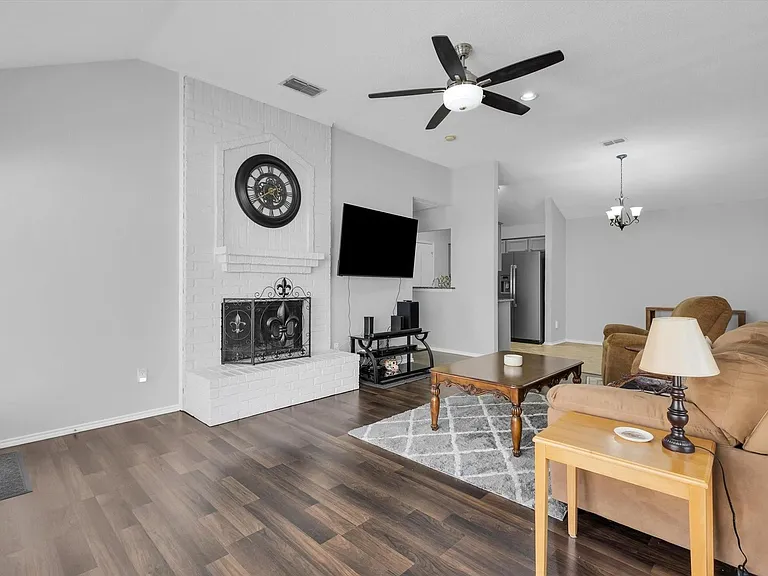 7520 Arbor Hill Dr — Photo 6