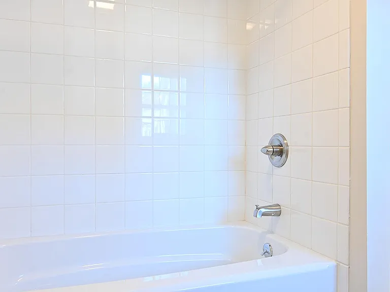 22 Chestnut St #1 — Photo 30