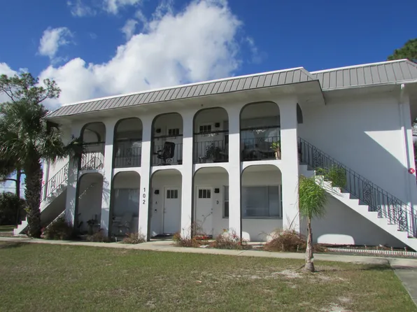 102 Lullwater St #D, Deltona, FL 32725