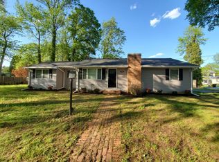 930 Edgewood Rd, Edgewater, MD 21037