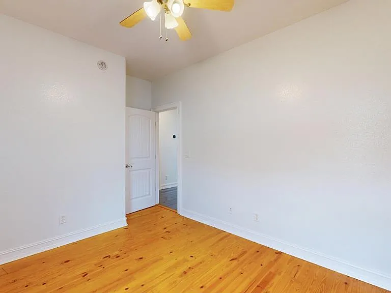 100 Sweetbriar Lakes Dr — Photo 17