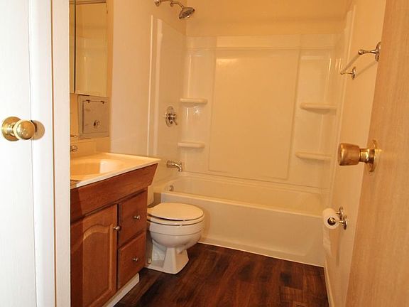 Upstairs Bathroom