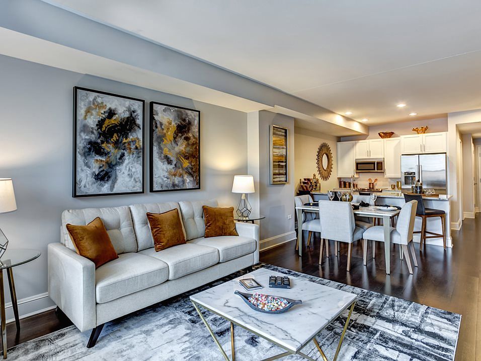 1st image of 850 S Lakeshore Dr N #2/2