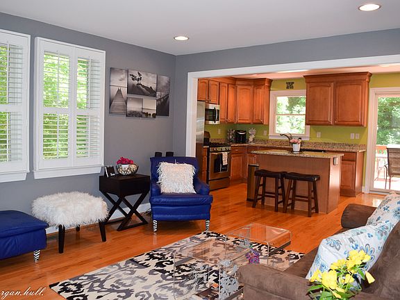 Great Open Concept Room