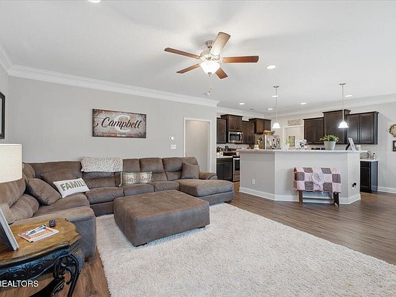 3rd image of 8144 River House Rd