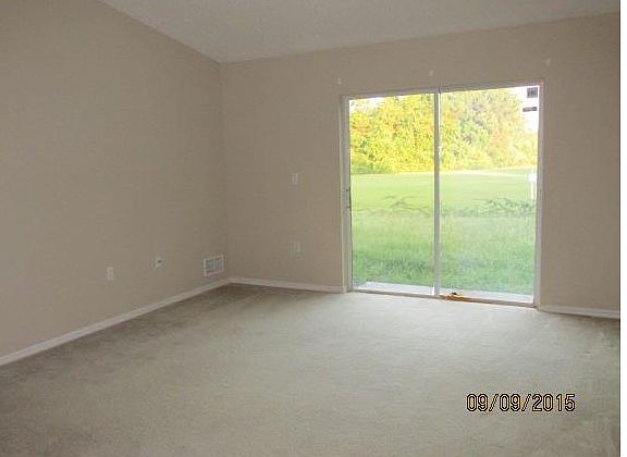 3rd image of 517 Basil Ct