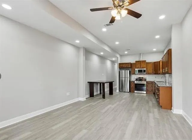 3 bed, 2.0 bath, 1199 sqft, $1,500 — Photo 3