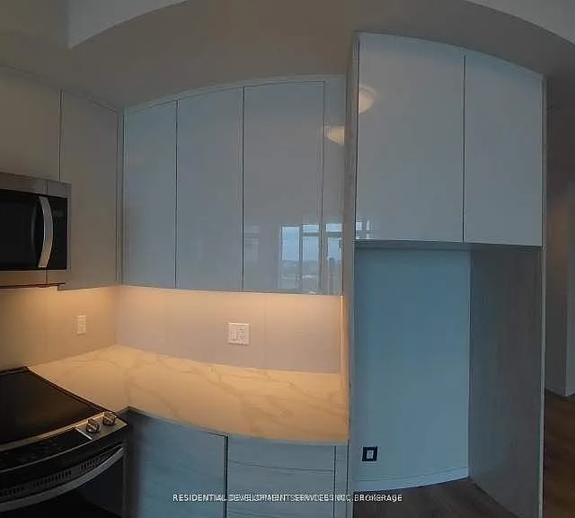 60 Frederick St #1913 — Photo 9