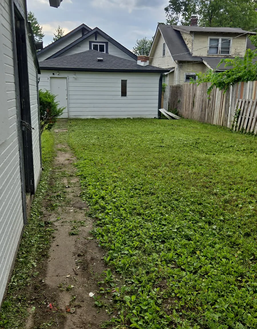 3 bed, 2.5 bath, 2546 sqft, $1,875 — Photo 3