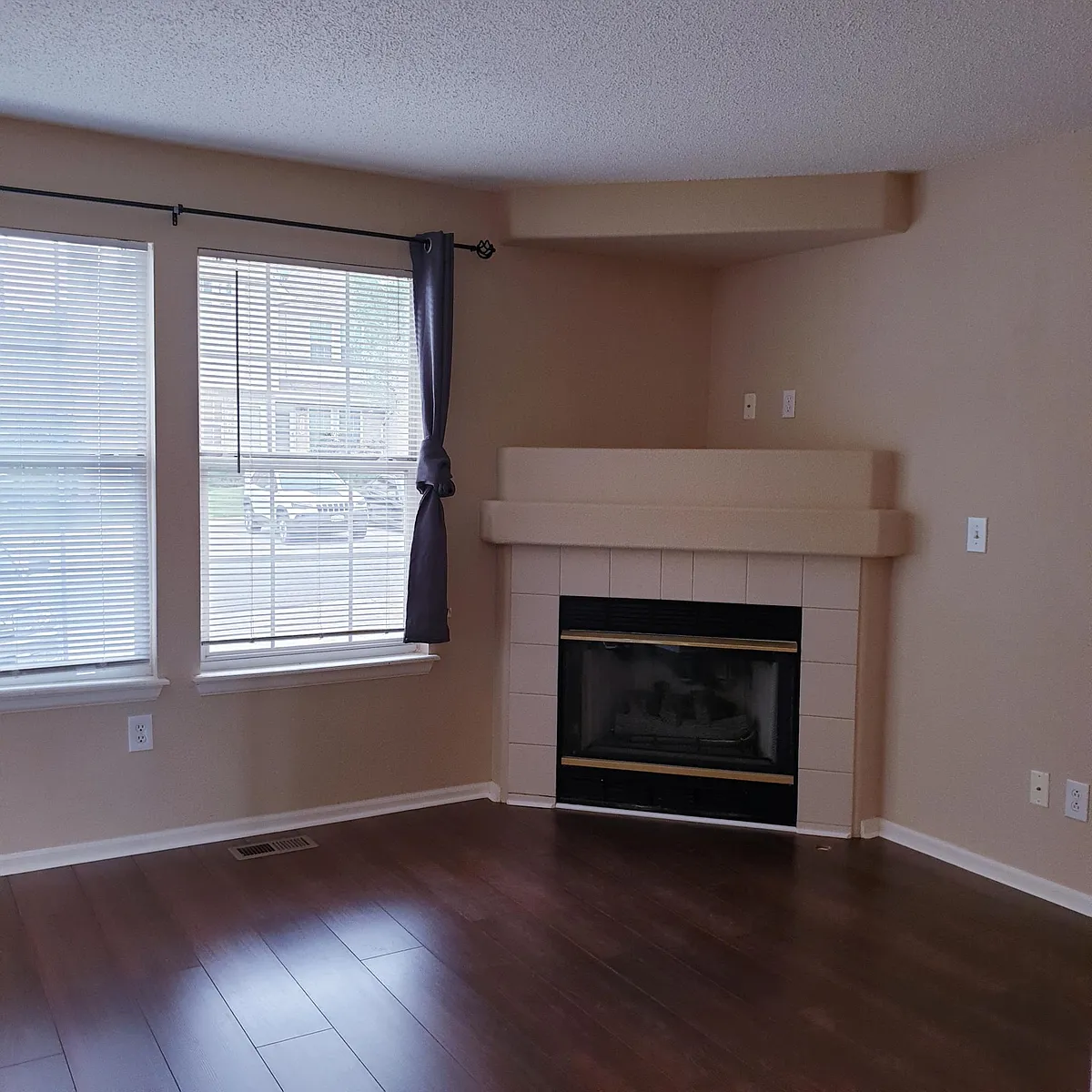 Living Room Fireplace - 3022 W 107th Pl #B