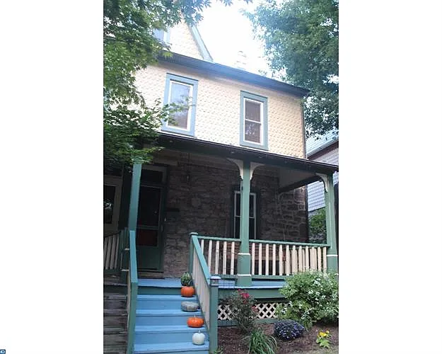 71 N Hamilton St photo 1