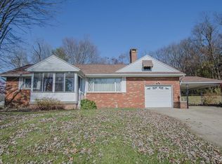 1440 Eisenhower Dr, Lexington, OH 44904