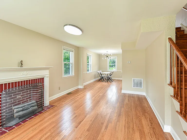 5618 Belleville Ave — Photo 28