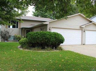 528 Kyle Ave, Baltic, SD 57003