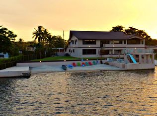 5045 Westwood Lake Dr, Miami, FL 33165