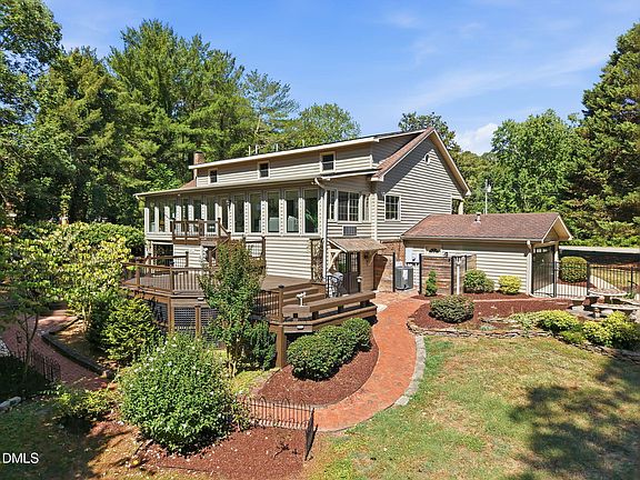 2nd image of 4204 Laurel Hills Rd