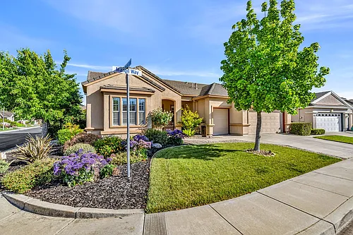 1550 Margil Way Photo 1